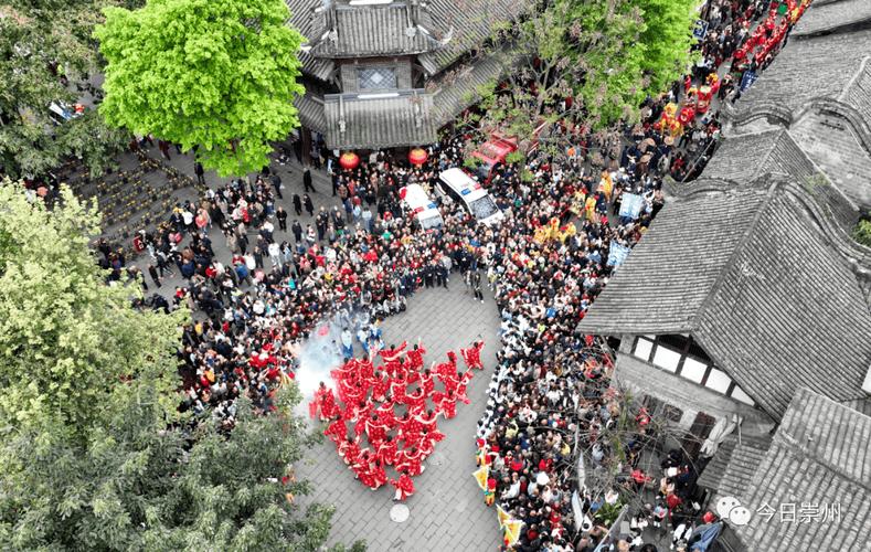 看“活着的清明上河图”元通古镇清明春台会明日开启