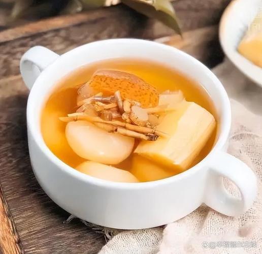 春天容易肝火旺盛，这“下火汤”建议三天喝一次，败败火气