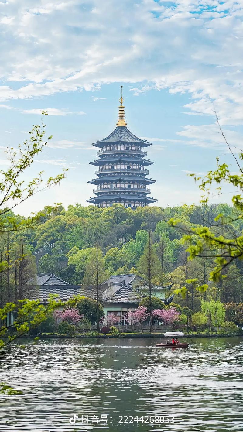 #杭州西湖风景区 景点打卡 感受春天的气息和美景