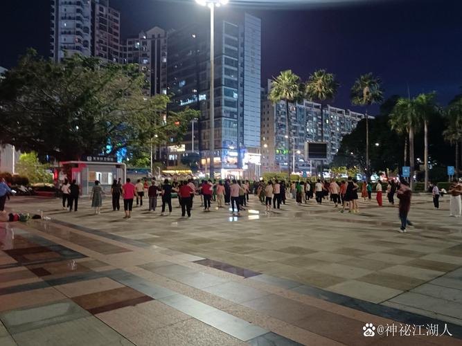 在深圳20年，第一次见到这么热闹的场面，真是大开眼界了
