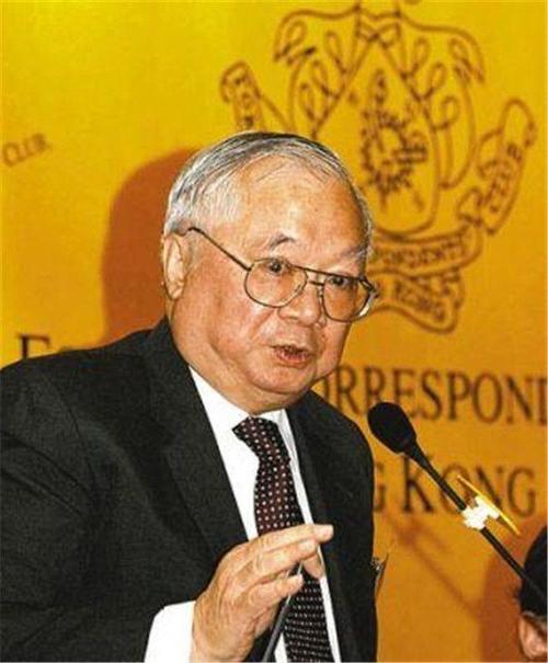 胡应湘：身价曾是李嘉诚20倍，却因建港珠澳大桥，受到李嘉诚威胁
