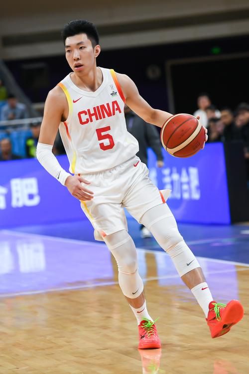 状态不佳！廖三宁8中1仅拿5分1板3助2断 5次失误