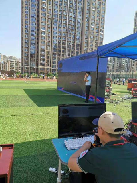 无人机矩阵飞进校园！高新区东城逸家小学科技节火出圈