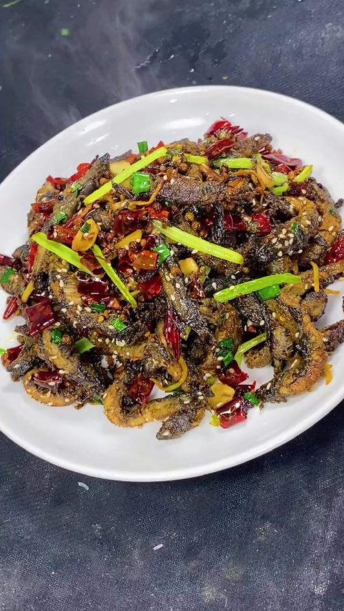 干煸泥鳅，香辣诱人，家常必备！