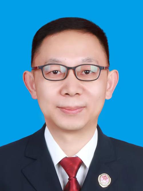 张伟任中共泸州市委副书记