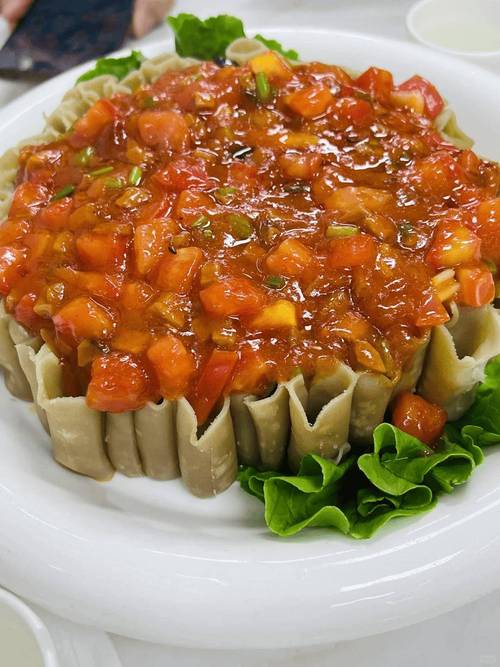 大扫除忙不停，小外甥来助力！文妈端出莜面蘸豆腐肉沫，香迷糊啦