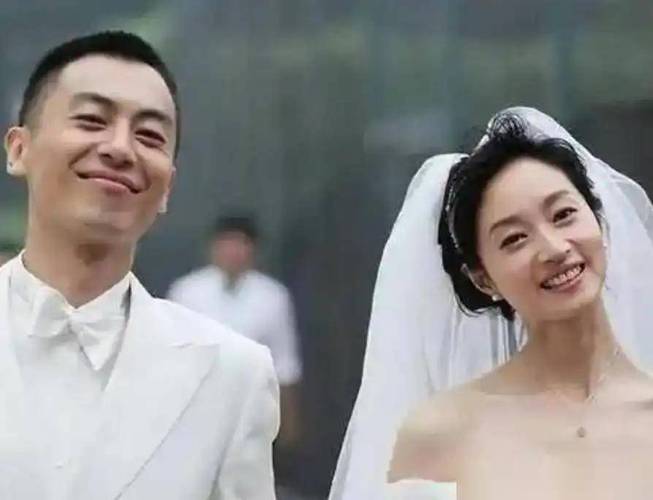 姐弟恋的残酷现实，在朱亚文和沈佳妮身上体现的淋漓尽致！