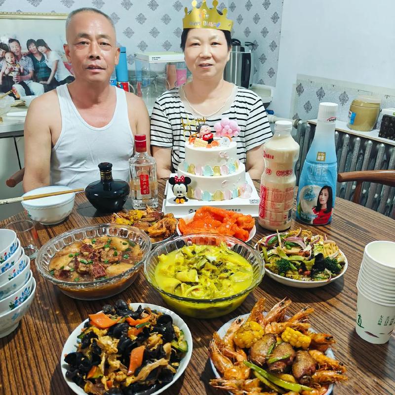 妈妈60岁生日坝坝宴，不用请人 就靠身边这帮朋友