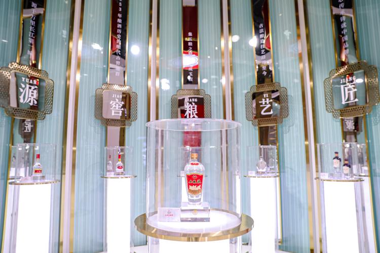 从五粮液推新品看名酒的破局之道